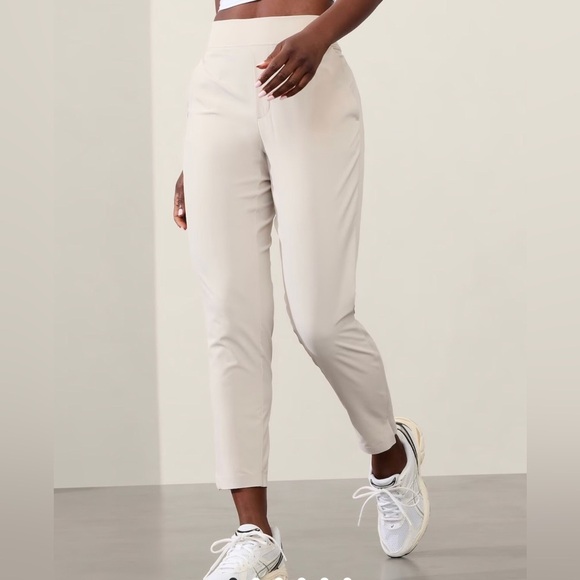 ATHLETA BROOKLYN MID RISE ANKLE PANT Wrinkle Resistant Stretch Fabric Size. 12 - Picture 1 of 13